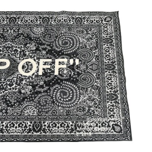 Off-White Rug „Keep Off”
