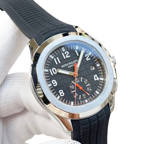 Patek Philippe
[AQUANAUT 5968A-001]
