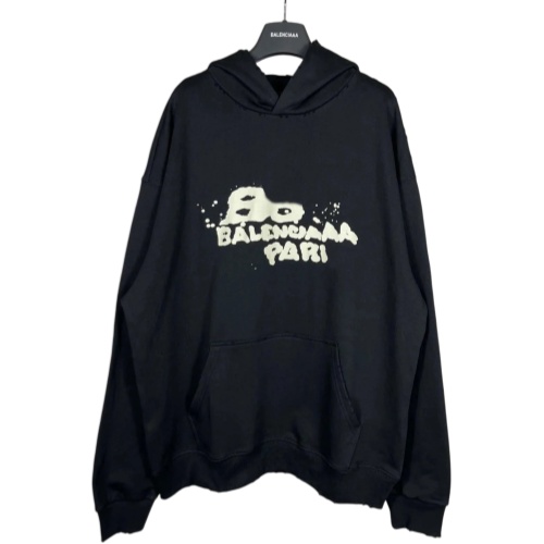Balenciaga Paris Graffiti
Hoodie