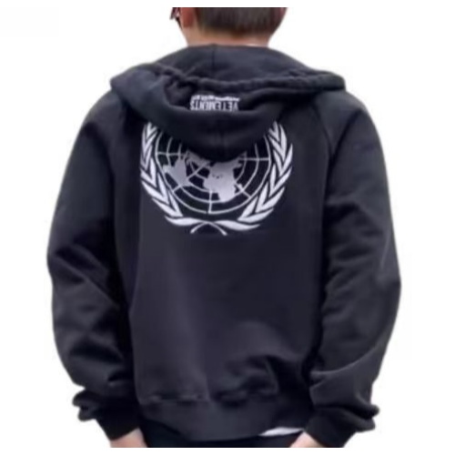 Vetements ,,Free Hugs” Zip Up