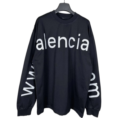 Balenciaga Text
Longsleeve