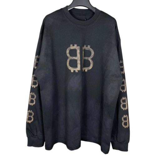 Balenciaga Tape 
Longsleeve