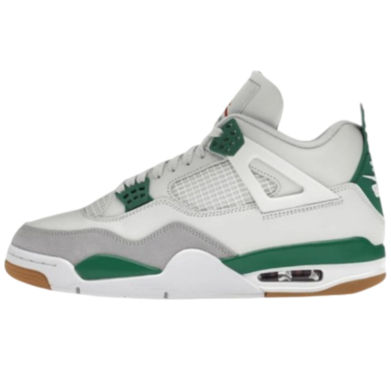 Jordan 4
SB Pine Green
