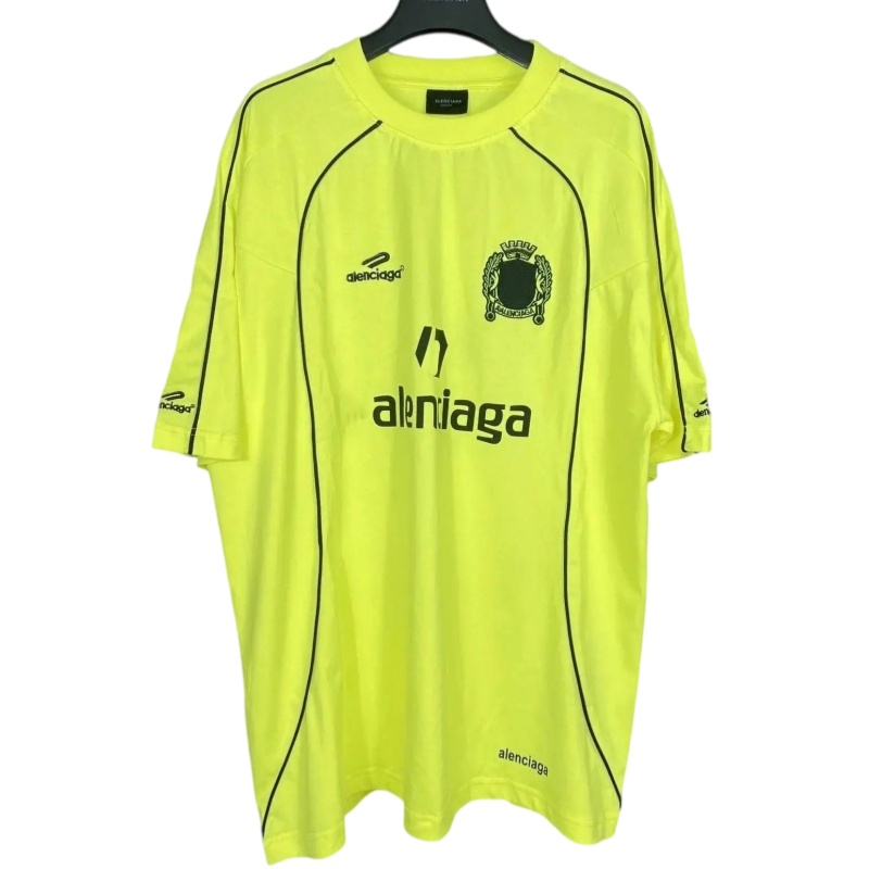 Balenciaga Glitched
Logo Shirt