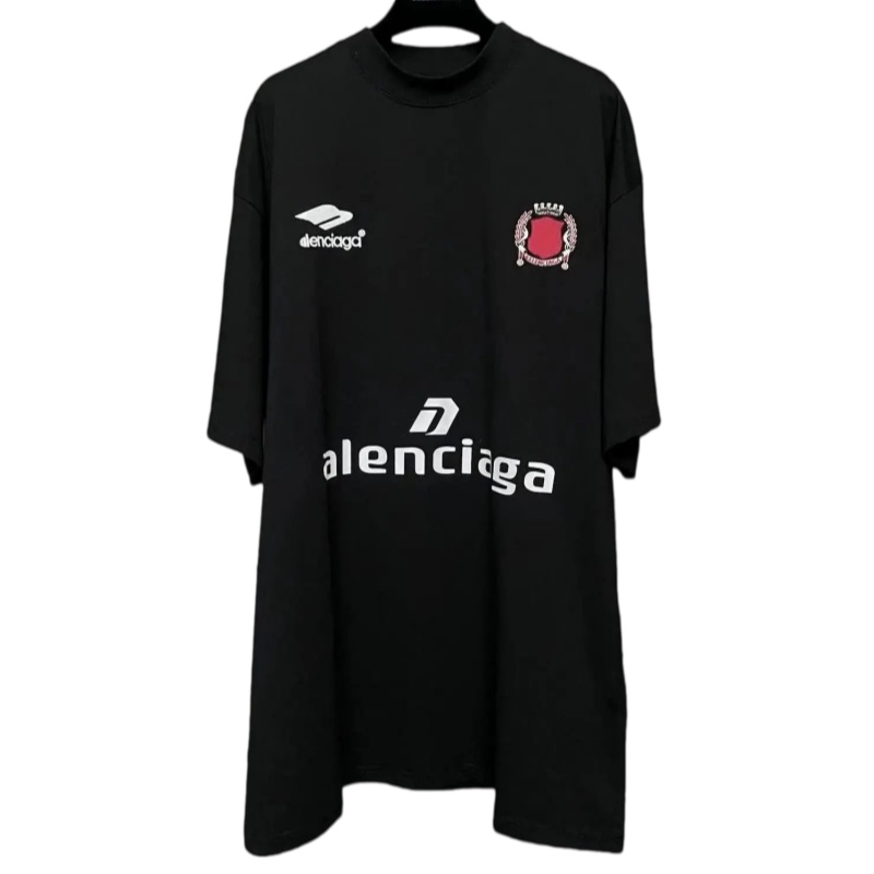 Balenciaga x Underarmour
Shirt