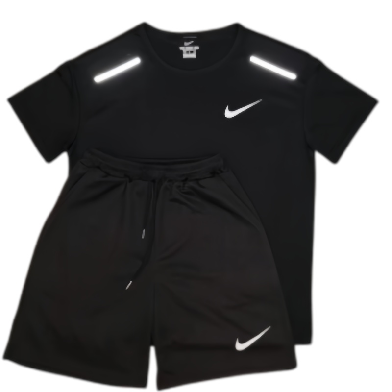 Nike T-shirt