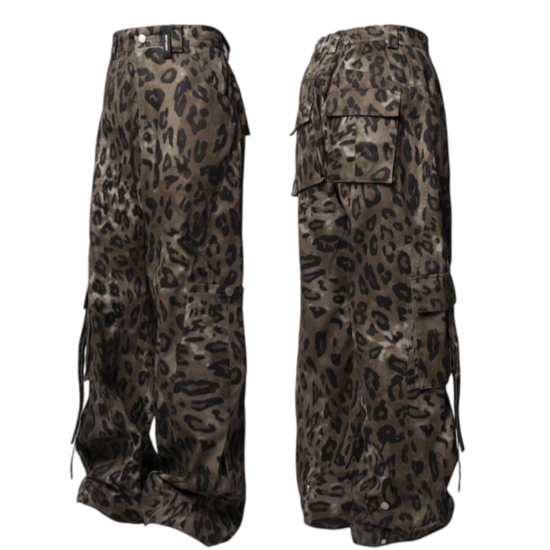 Without Me DETACHABLE CARGO PANTS AND SHORTS