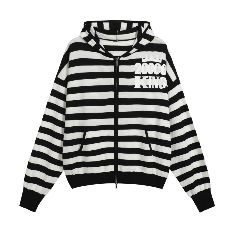 Nothingnessworld N1/Mustache Pirate Skull zip-up