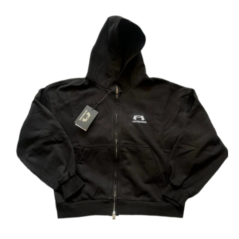 Balenciaga x Under
Armour Hoodie